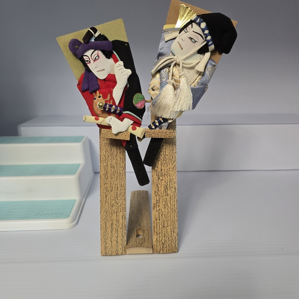 2 Vintage Hagoita Geisha Japanese w/stand Hand Painted Paddle Silk Kimono 3D